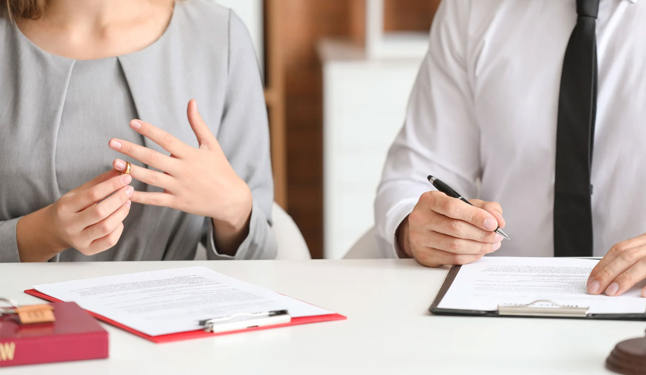 خطر خیانت و جدایی - مری کلاب وی آی پی